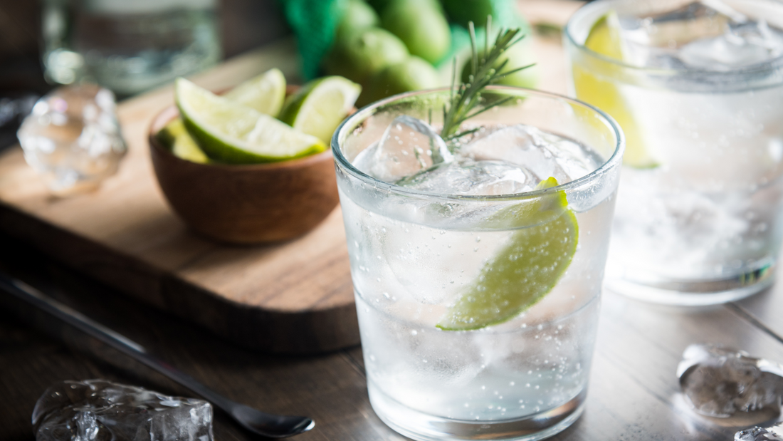 Pasos Sencillos para un Gin Tonic Perfecto: Disfruta de Solferino en un cóctel clásico